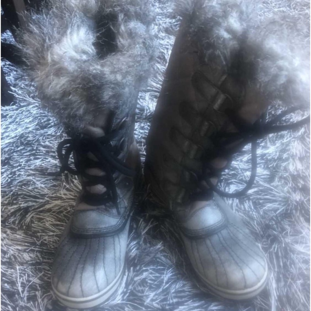 Women’s sorel boots